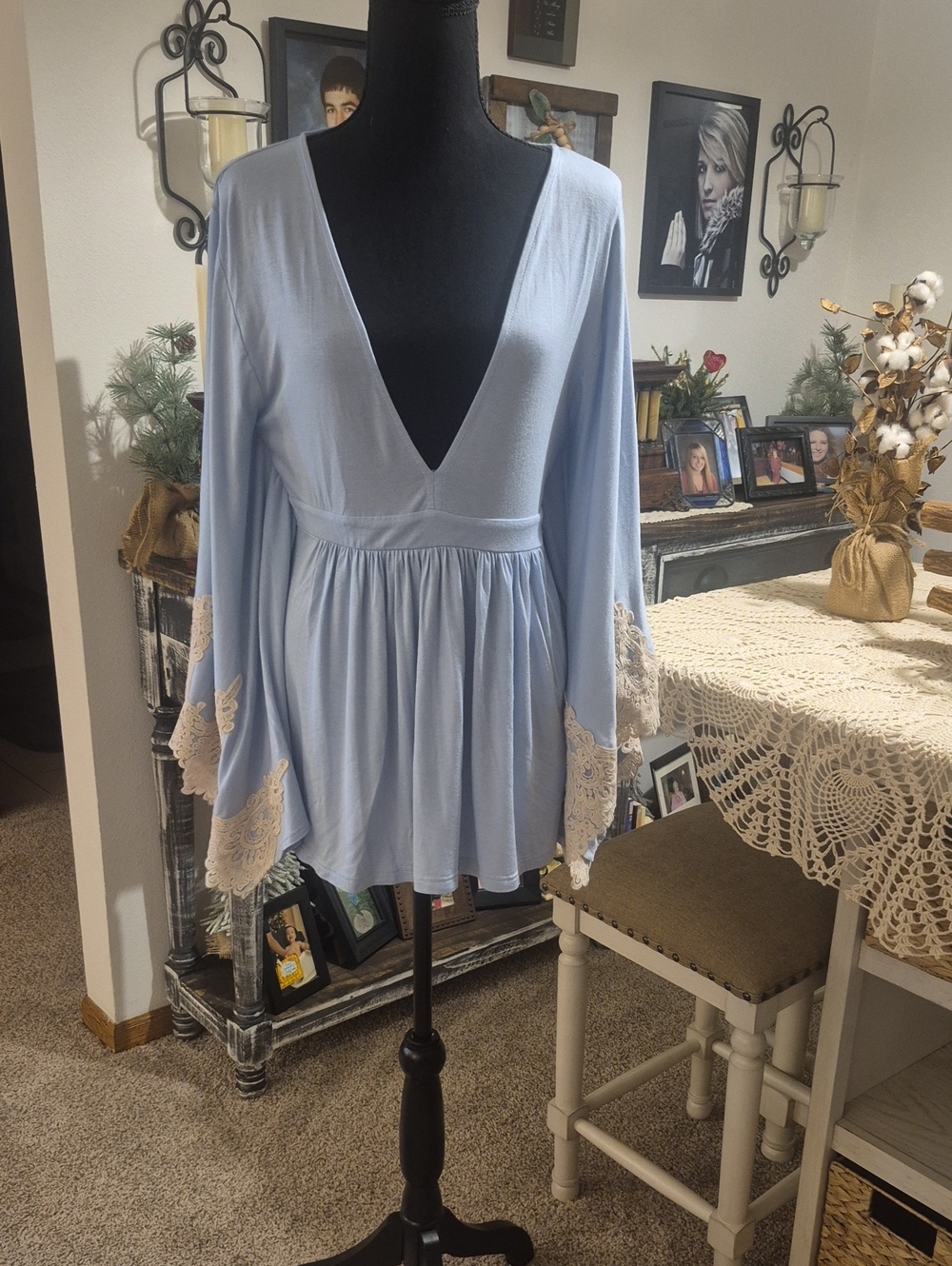VENUS Light Blue V-Neck Lace-Trim Tunic